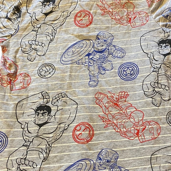 ⭐️SALE🌟 Marvel Superhero Adventures Collared Shirt - Picture 4 of 5